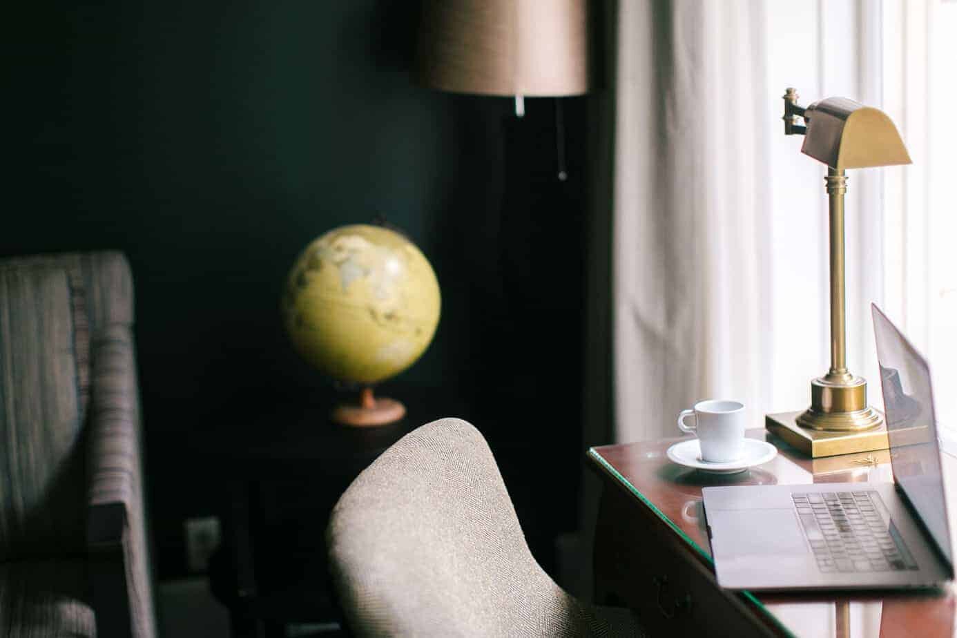 HOW TO START A BLOG AND MAKE MONEY FROM IT